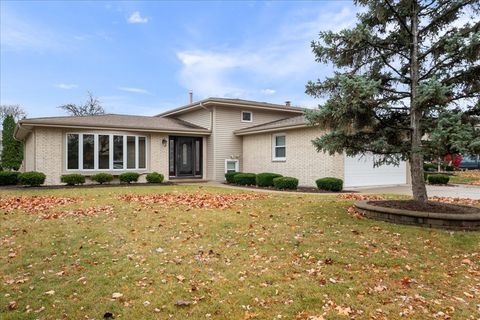 Photo of 731 HIGHPOINT Court, Schaumburg, IL 60193 (MLS # 12520662)