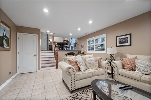 Tiny photo for 731 HIGHPOINT Court, Schaumburg, IL 60193 (MLS # 12520662)