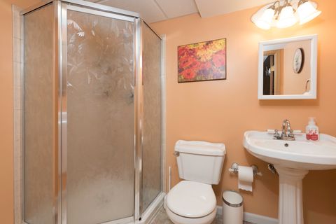 Tiny photo for 508 Cavin Avenue, Winthrop Harbor, IL 60096 (MLS # 12471943)