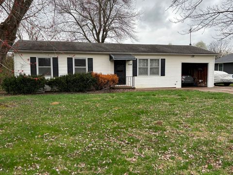 Photo of 114 Evergreen Drive, Anna, IL 62906 (MLS # 12590226)