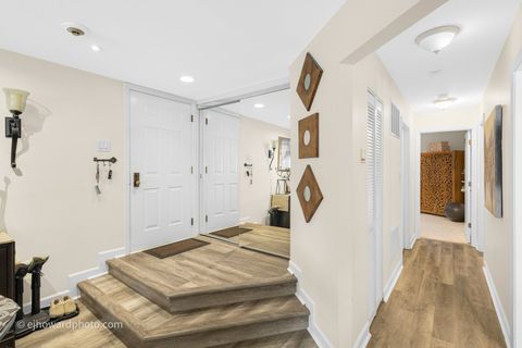 Tiny photo for 727 Maplewood Court #A, Willowbrook, IL 60527 (MLS # 12578901)