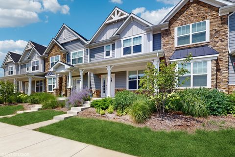 Tiny photo for 268 Hoffmann Drive, Buffalo Grove, IL 60089 (MLS # 12433392)