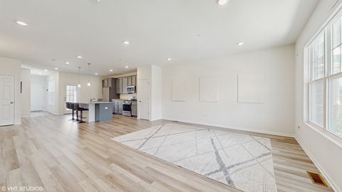 Tiny photo for 268 Hoffmann Drive, Buffalo Grove, IL 60089 (MLS # 12433392)