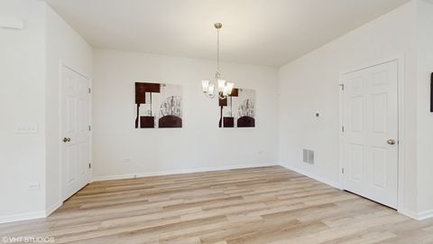 Tiny photo for 268 Hoffmann Drive, Buffalo Grove, IL 60089 (MLS # 12433392)