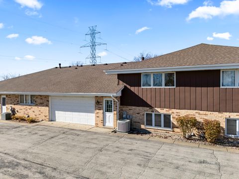 Tiny photo for 18115 Georgia Court #132, Orland Park, IL 60467 (MLS # 12519121)