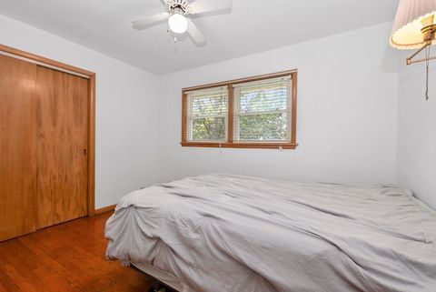 Tiny photo for 7213 W 109th Street, Worth, IL 60482 (MLS # 12441575)