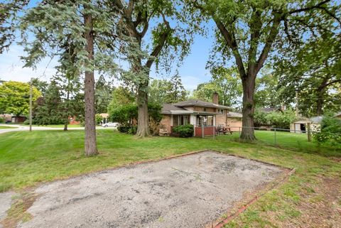 Tiny photo for 7213 W 109th Street, Worth, IL 60482 (MLS # 12441575)