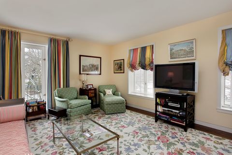 Tiny photo for 531 N Mayflower Road #531, Lake Forest, IL 60045 (MLS # 12394524)