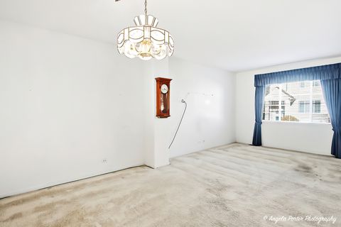 Tiny photo for 548 New Haven Drive #548, Cary, IL 60013 (MLS # 12517040)