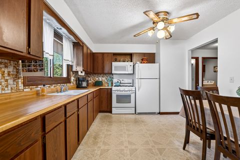 Tiny photo for 9506 Henninger Drive, Belvidere, IL 61008 (MLS # 12576034)