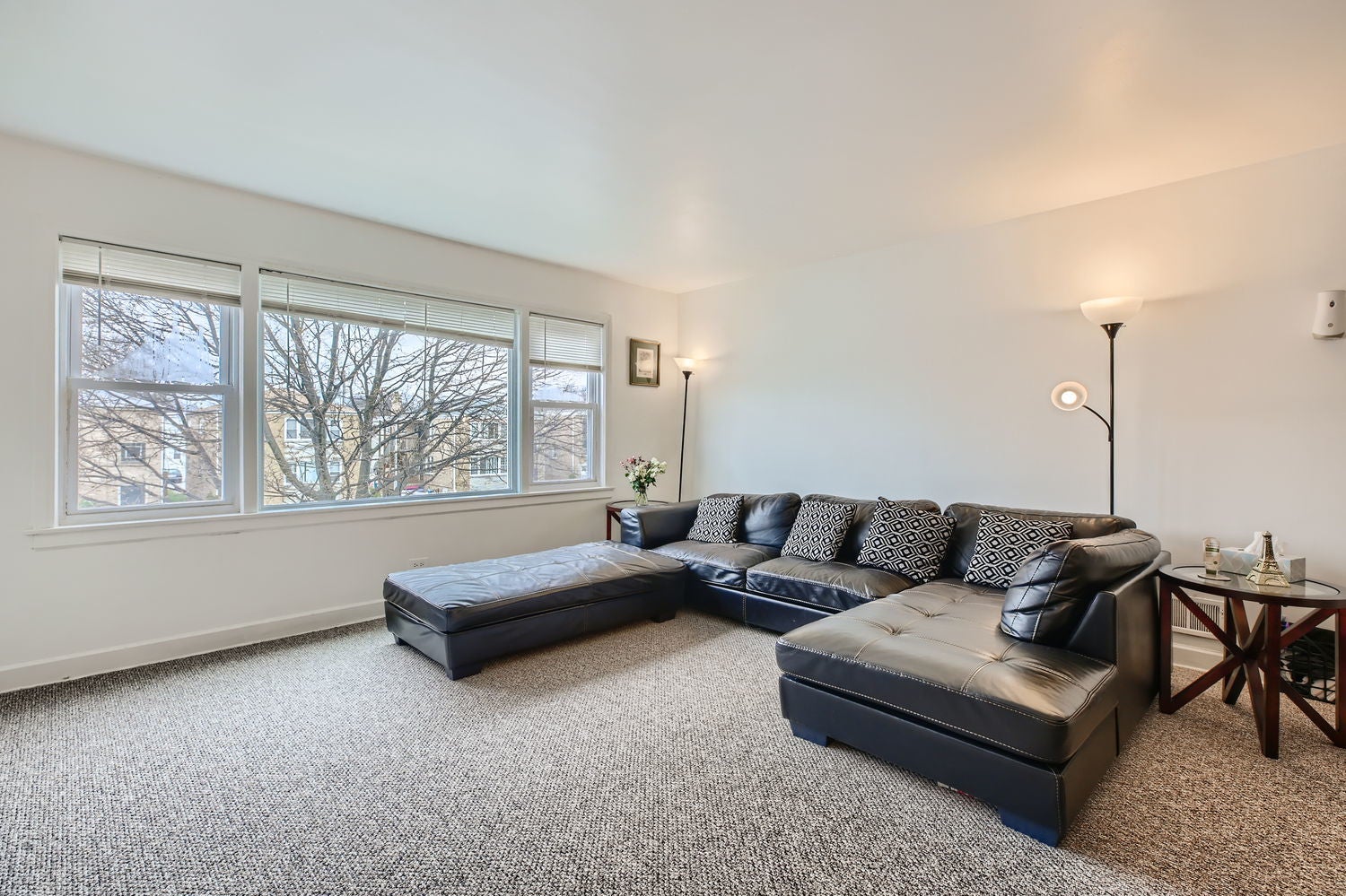9043 Skokie Boulevard