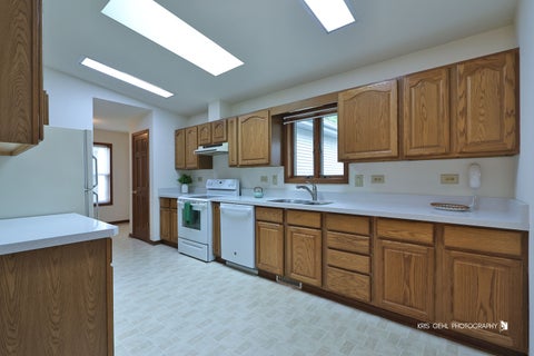 Tiny photo for 9 Hialeah Court, Grayslake, IL 60030 (MLS # 12727243)