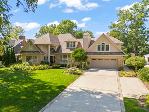 A home in Glen Ellyn