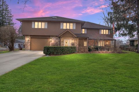1415 W Hawthorne Street Arlington Heights IL 60005
