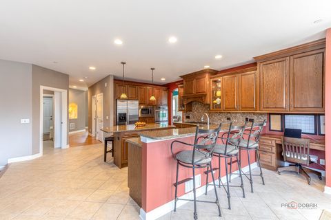 Tiny photo for 231 Cater Lane, Libertyville, IL 60048 (MLS # 12614979)