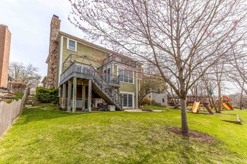 Tiny photo for 231 Cater Lane, Libertyville, IL 60048 (MLS # 12614979)