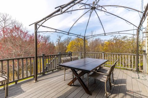 Tiny photo for 231 Cater Lane, Libertyville, IL 60048 (MLS # 12614979)