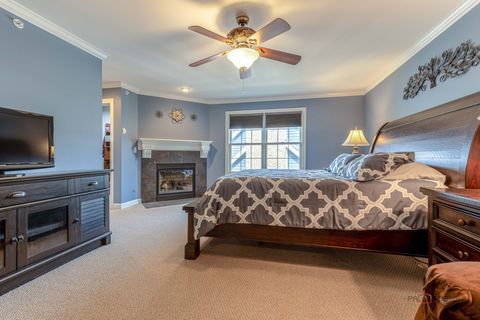 Tiny photo for 231 Cater Lane, Libertyville, IL 60048 (MLS # 12614979)