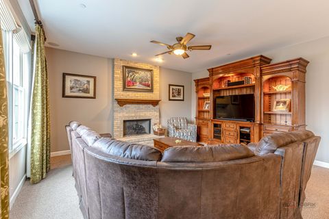 Tiny photo for 231 Cater Lane, Libertyville, IL 60048 (MLS # 12614979)