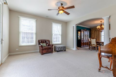 Tiny photo for 231 Cater Lane, Libertyville, IL 60048 (MLS # 12614979)