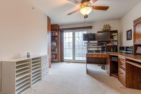 Tiny photo for 231 Cater Lane, Libertyville, IL 60048 (MLS # 12614979)