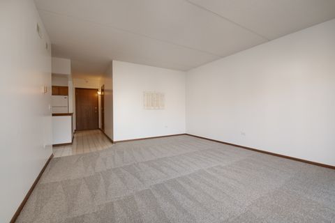 Tiny photo for 1325 PERRY Street #401, Des Plaines, IL 60016 (MLS # 12524950)