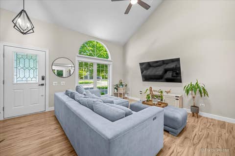 Tiny photo for 2107 Teton Parkway, Algonquin, IL 60102 (MLS # 12659493)