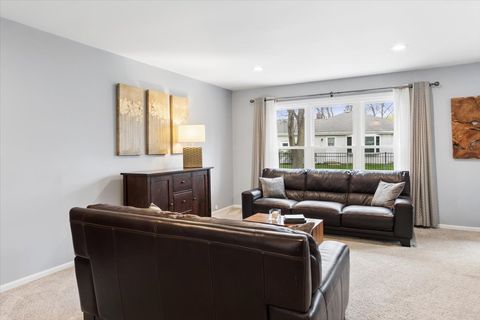 Tiny photo for 6644 Stowe Court, Lisle, IL 60532 (MLS # 12567869)