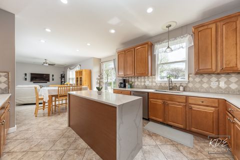 Tiny photo for 1587 Arlington Street, Bolingbrook, IL 60490 (MLS # 12620082)