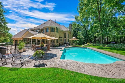 Tiny photo for 554 W Rosiland Drive N, Palatine, IL 60074 (MLS # 12671899)