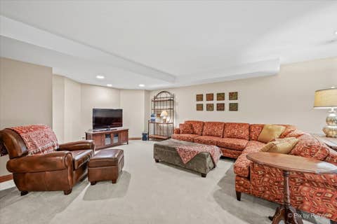 Tiny photo for 554 W Rosiland Drive N, Palatine, IL 60074 (MLS # 12671899)