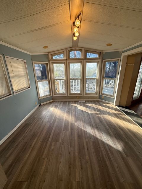 Tiny photo for 68 Fossil Cove Lane, Wilmington, IL 60481 (MLS # 12516953)