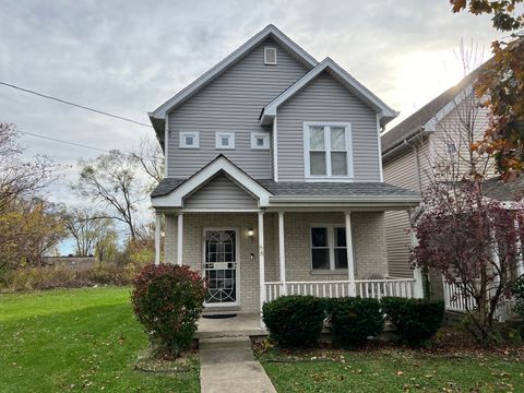 68 E 137th Street Riverdale IL 60827