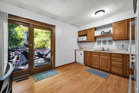 Tiny photo for 109 S Evergreen Lane, Bloomington, IL 61704 (MLS # 12493474)