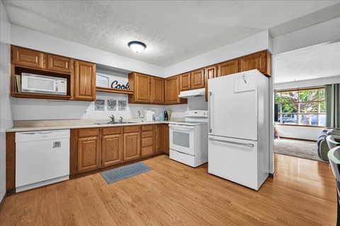 Tiny photo for 109 S Evergreen Lane, Bloomington, IL 61704 (MLS # 12493474)