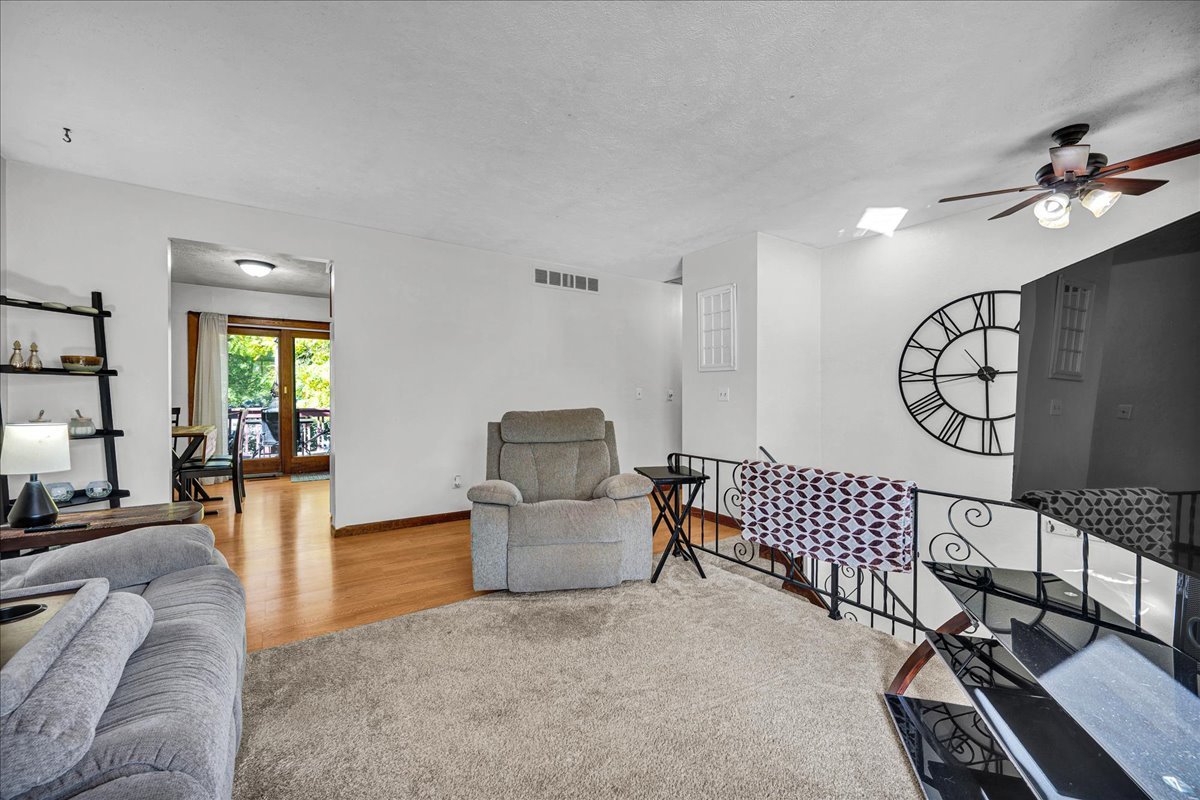 109 S Evergreen Lane