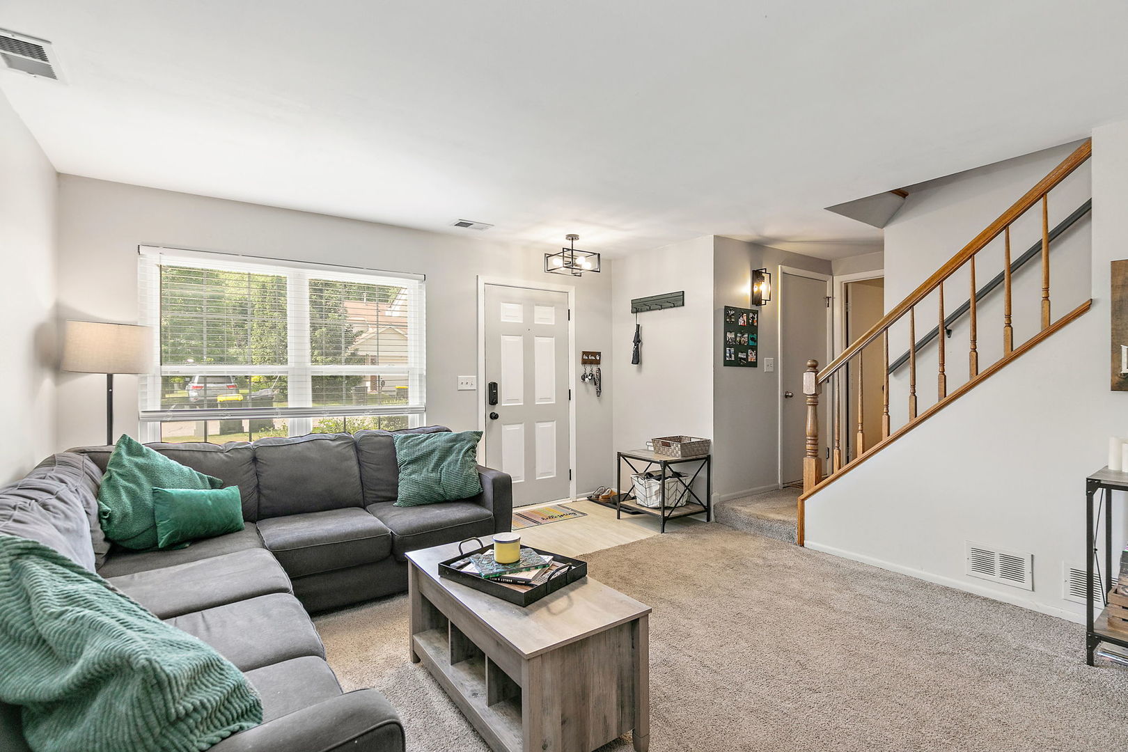102 Pine Circle