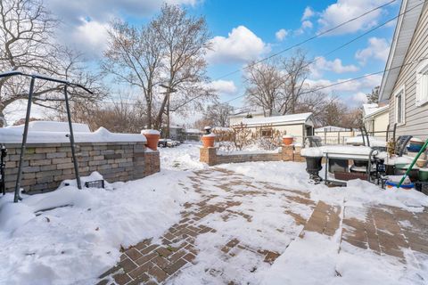 Tiny photo for 1262 Navajo Drive, Carpentersville, IL 60110 (MLS # 12530837)