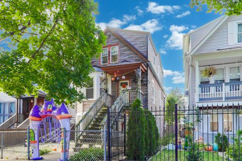Photo of 4322 N Monticello Avenue, Chicago, IL 60618 (MLS # 12509762)