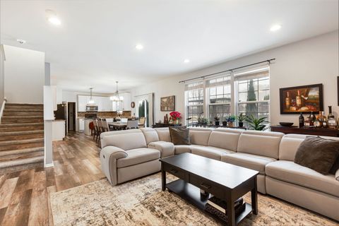 Tiny photo for 658 N Silver Leaf Lane, Round Lake, IL 60073 (MLS # 12527262)