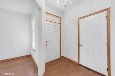 Tiny photo for 634 W Jonathan Drive #2, Round Lake, IL 60073 (MLS # 12572050)