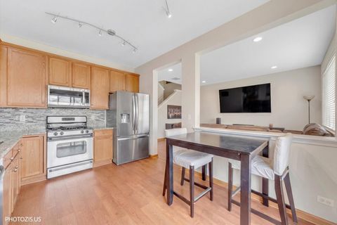 Tiny photo for 634 W Jonathan Drive #2, Round Lake, IL 60073 (MLS # 12572050)