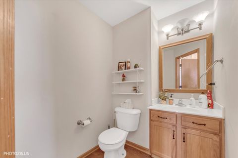 Tiny photo for 634 W Jonathan Drive #2, Round Lake, IL 60073 (MLS # 12572050)