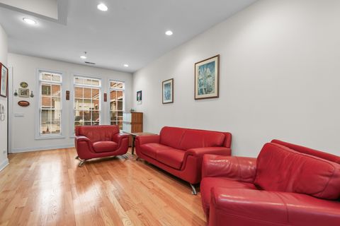 Tiny photo for 855 Laurel Avenue, Highland Park, IL 60035 (MLS # 12591229)