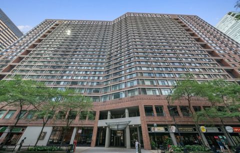 Tiny photo for 211 E OHIO Street #809, Chicago, IL 60611 (MLS # 12461367)