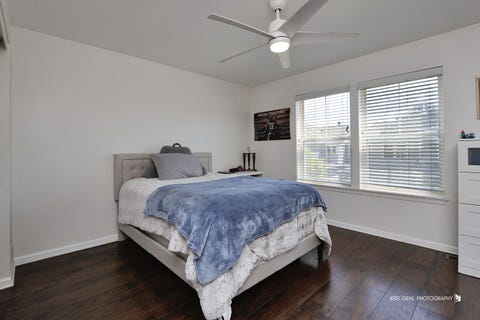 Tiny photo for 2888 Falling Waters Drive, Lindenhurst, IL 60046 (MLS # 12650214)
