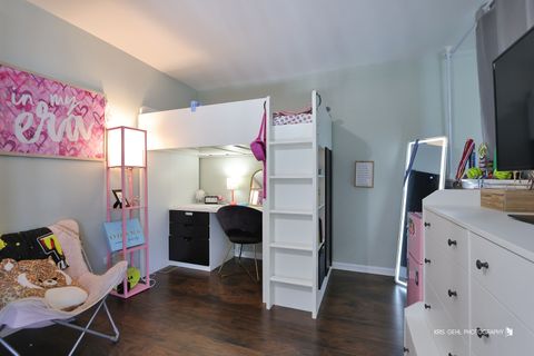 Tiny photo for 2888 Falling Waters Drive, Lindenhurst, IL 60046 (MLS # 12650214)