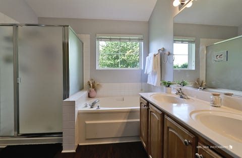 Tiny photo for 2888 Falling Waters Drive, Lindenhurst, IL 60046 (MLS # 12650214)