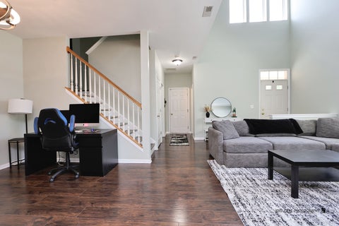 Tiny photo for 2888 Falling Waters Drive, Lindenhurst, IL 60046 (MLS # 12650214)