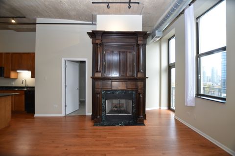 Tiny photo for 758 N Larrabee Street #820, Chicago, IL 60654 (MLS # 12497597)